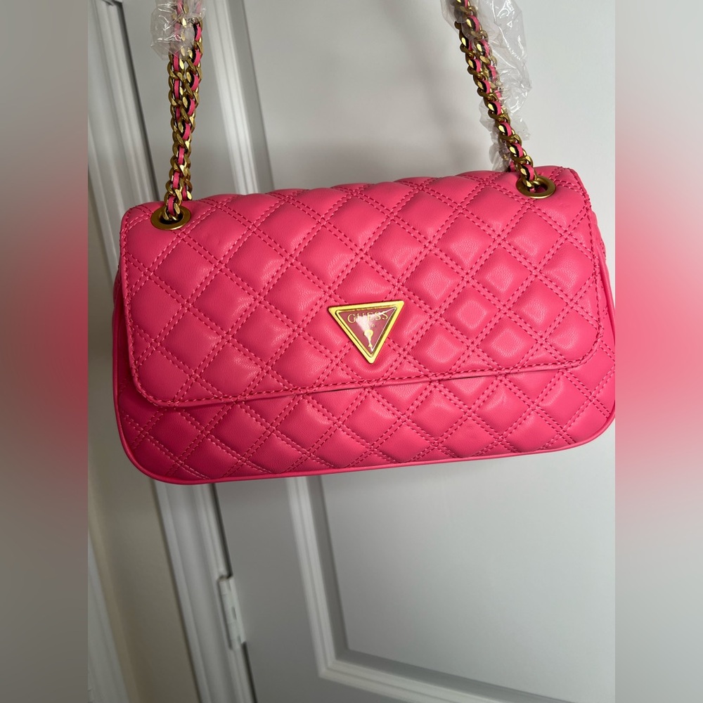 Guess Pink Guilly Quilted Shoulder Bag - Picture 2 of 6